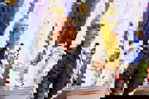 Acuerdo histórico para acelerar aún más el despacho de contenedores