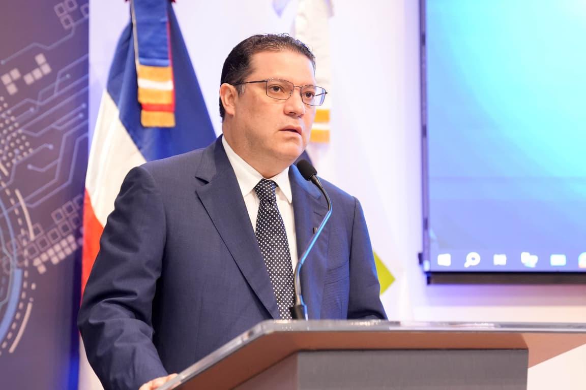 Aduanas reconoce el aporte de los dominicanos en el exterior otorgando la gracia navideña más alta de la historia